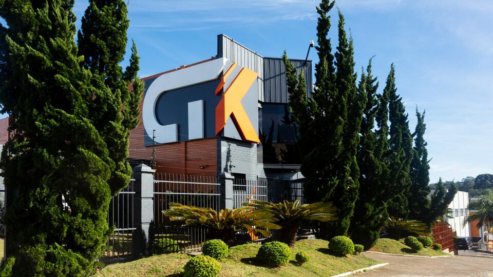 CTK + CASA E COZINHA ARQUITETURA E INTERIORES